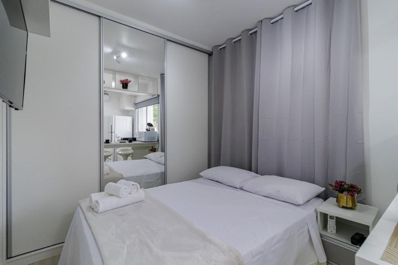 Modernos Totalmente Mobiliados Com Academia Proximo A Metro Parque Ibirapuera E Hospitais * São Paulo